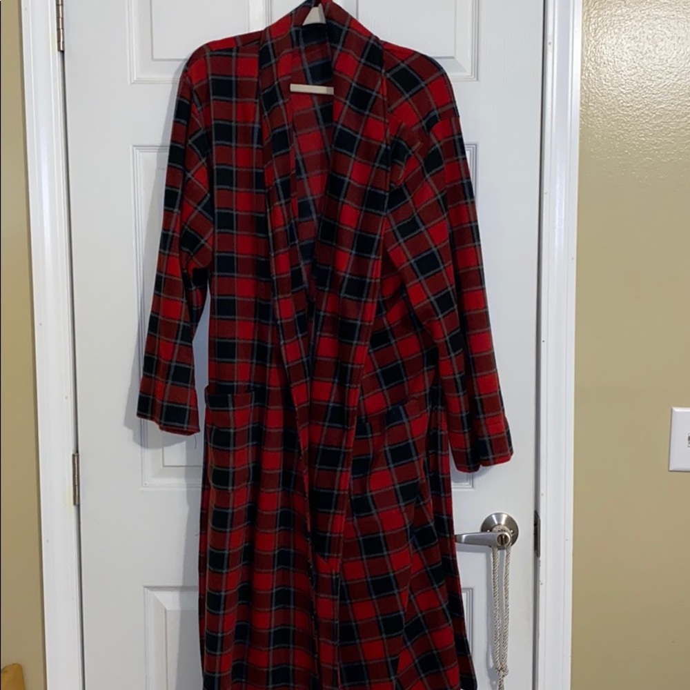 NWOT Men’s Robe